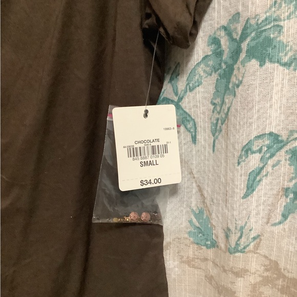 St Johns Bay blouse with sequins NWT size Small 34$ great gift idea - Picture 5 of 9